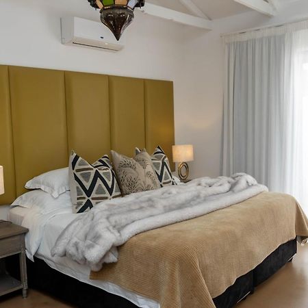 The Rez Guesthouse Walvis Bay Bagian luar foto
