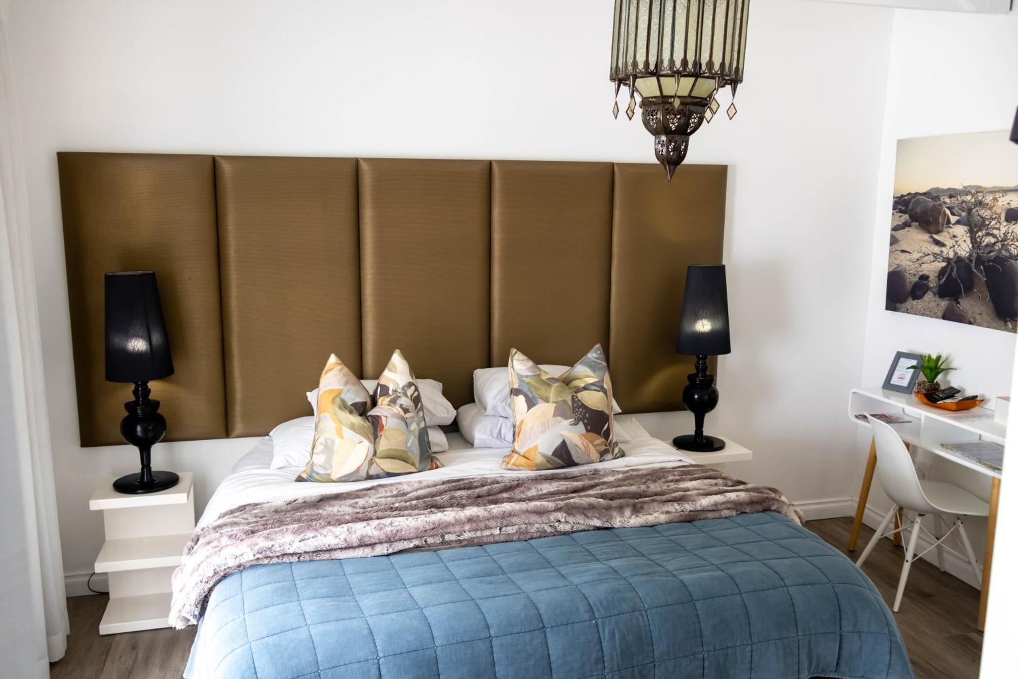 The Rez Guesthouse Walvis Bay Bagian luar foto