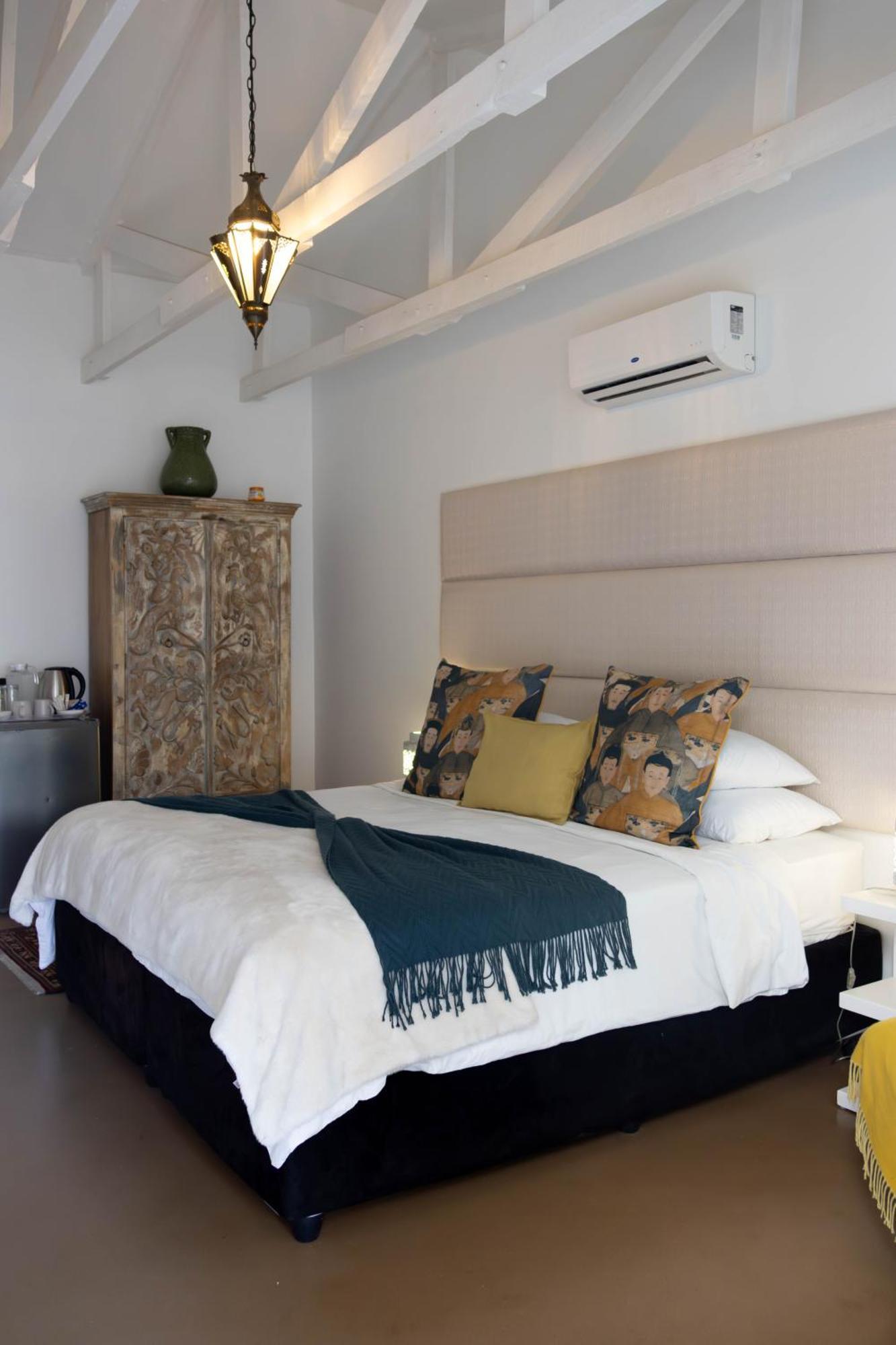 The Rez Guesthouse Walvis Bay Bagian luar foto