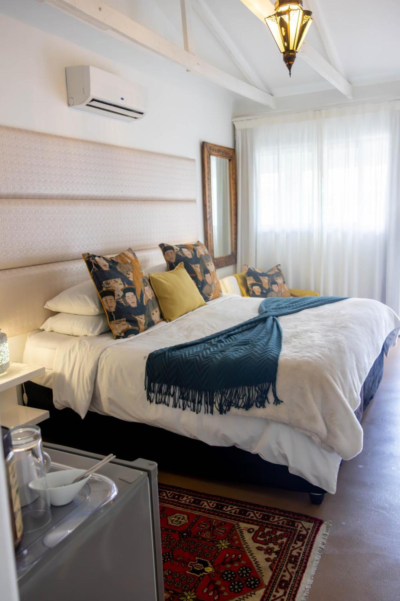 The Rez Guesthouse Walvis Bay Bagian luar foto