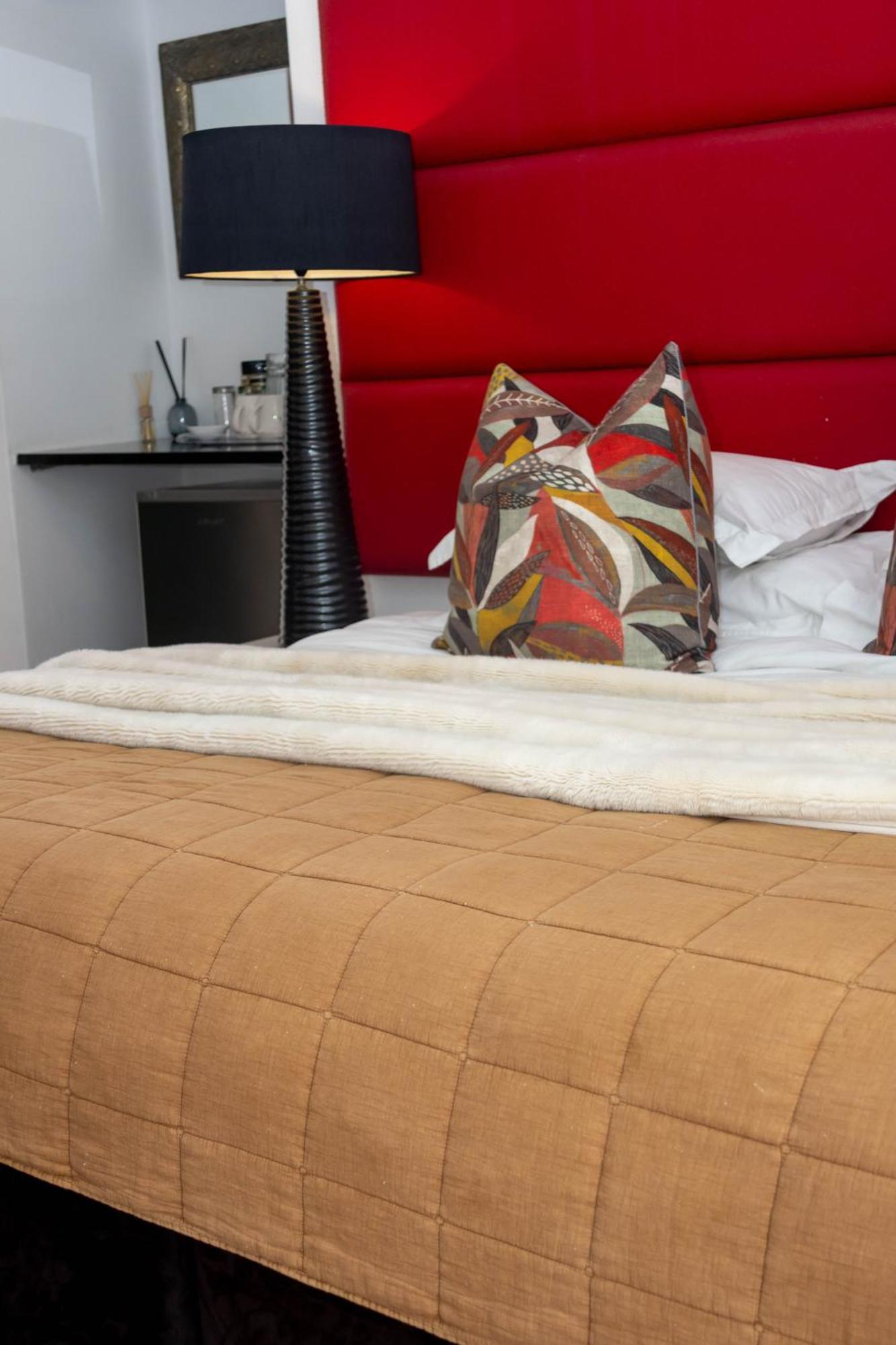 The Rez Guesthouse Walvis Bay Bagian luar foto