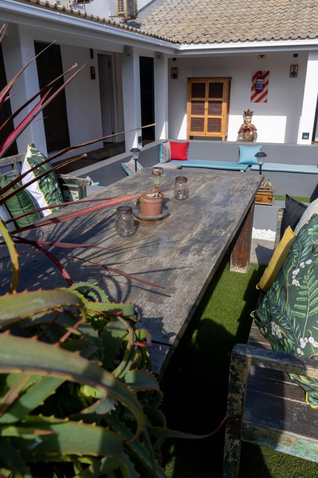 The Rez Guesthouse Walvis Bay Bagian luar foto