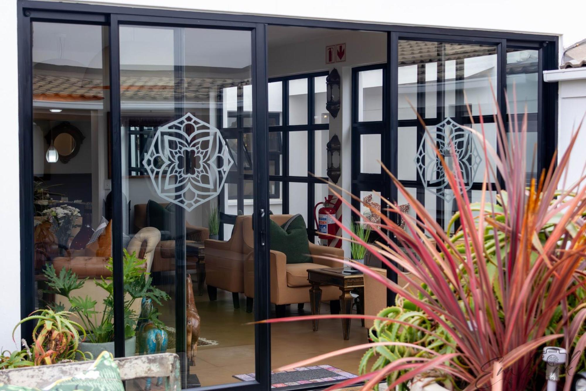 The Rez Guesthouse Walvis Bay Bagian luar foto